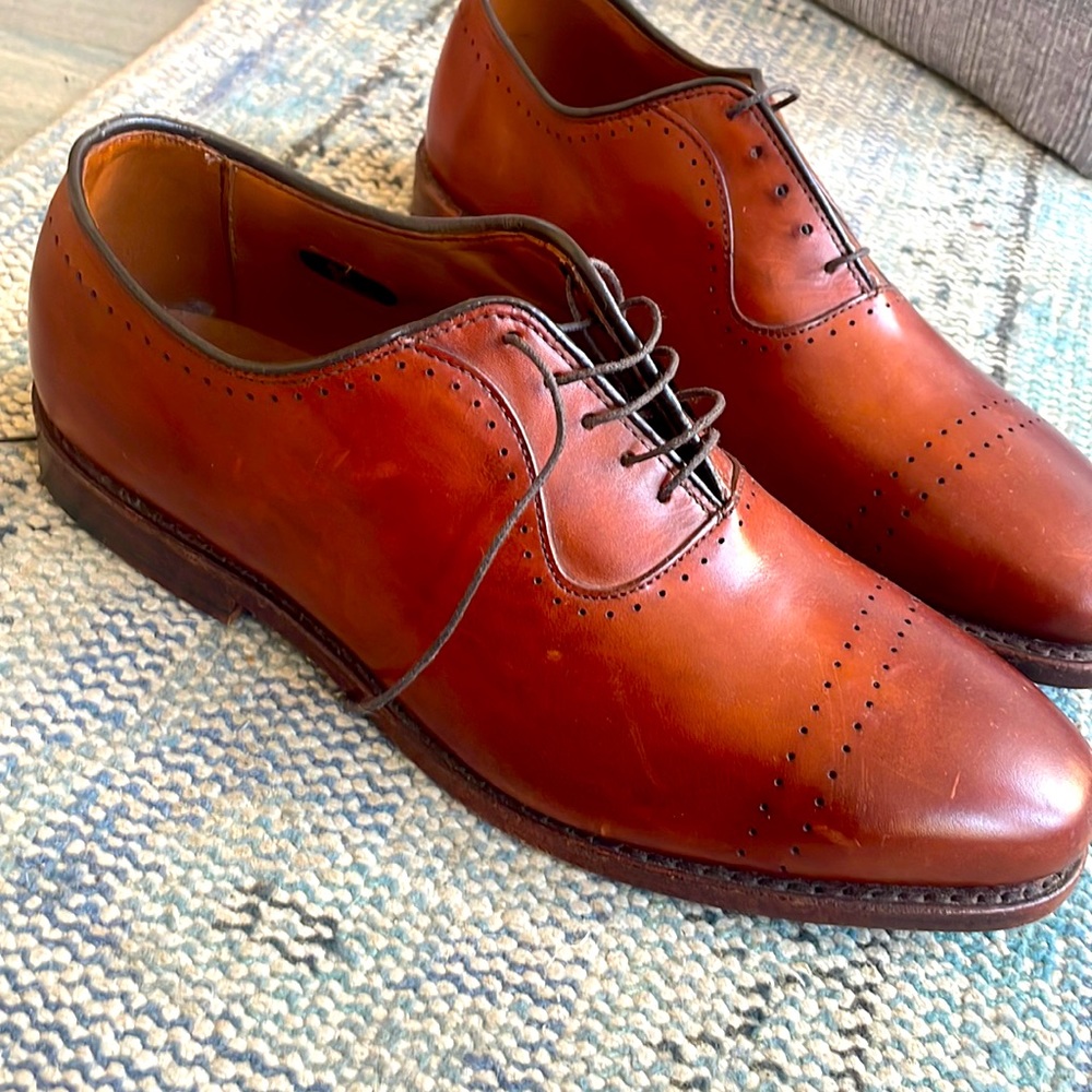 Brand new pair of Allen Edmonds dress shoes  . size 8E   Vernon